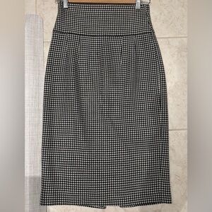 Zara Black and White Houndstooth Skirt